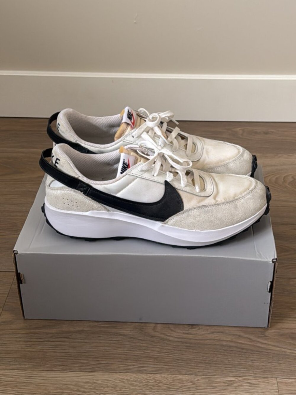 Nike Debut Waffle Sneakers – Brand New
